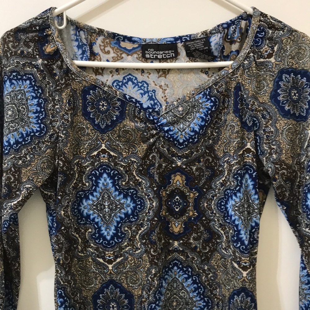 No Boundaries stretch dress shirt - juniors small